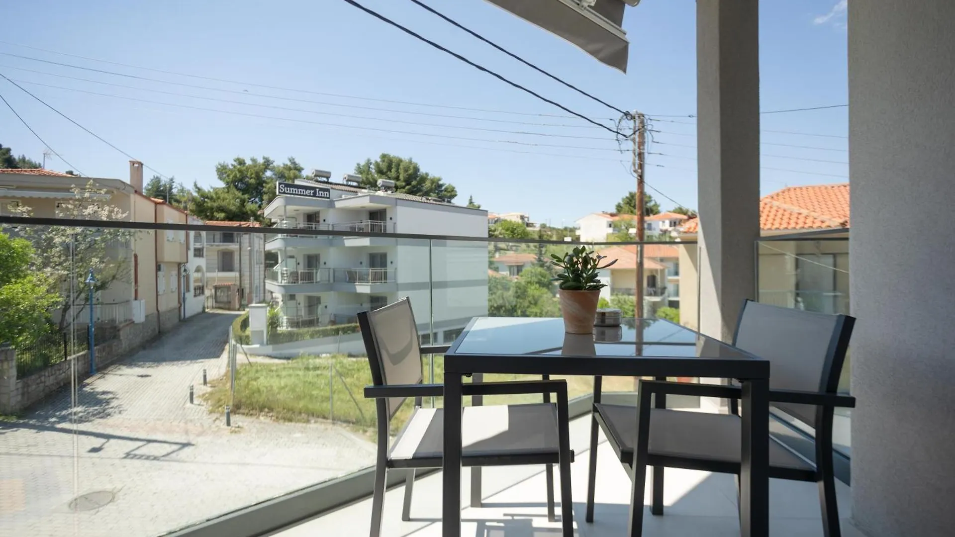 Avgerinos Apartments Polychrono