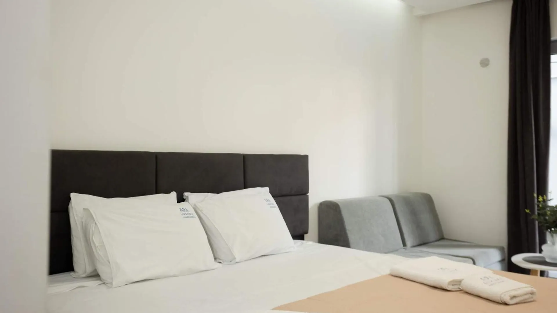 Avgerinos Apartments Polychrono Greece