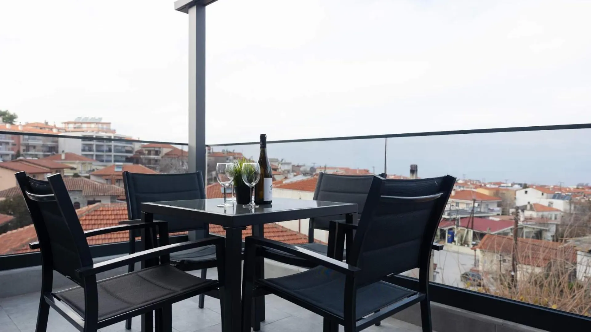 Avgerinos Apartments Polychrono